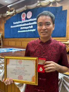 ขอแสดงความยินดีกับ นายนพพล ไวทยะชาติ ศิษย์เก่า กศ.บ.ศิลปศึกษา สาขาวิชาศิลปศึกษา ครูกลุ่มสาระการเรียนรู้ศิลปะ โรงเรียนมังกรกมลาวาสวิทยาลัย ในโอกาสได้รับคัดเลือกเป็น "ครูดีคนดีศรีปริยัติ"